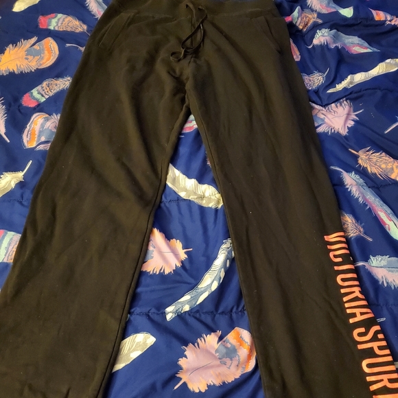 Victoria secret sweatsuit - Picture 3 of 3